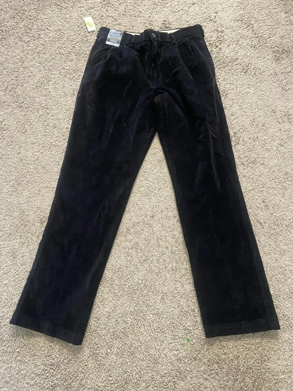 Roundtree & Yorke Pants Mens 34x34 Black Corduroy Pleated Straight Leg Stretch